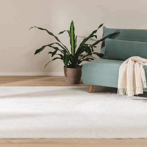 benuta Basic Alfombra Salon Furry - Crema 140x200 cm - De Piel sintética - Suave para Sala y Dormitorio - Base Antideslizante - Lavable - Compatible con calefacción bajo Suelo