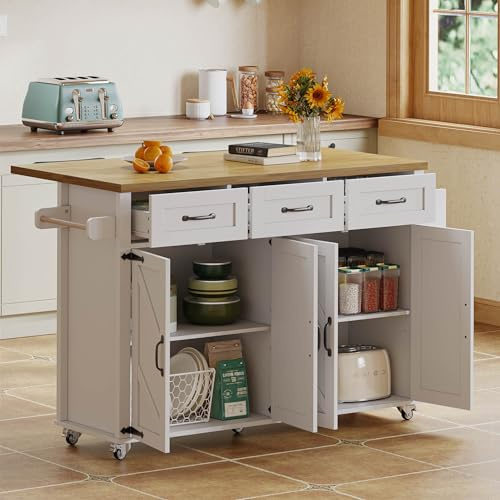 Kebnor Kücheninsel mit klappbarer Arbeitsplatte, ausgestattet mit 5 feststellbaren Rollen, 4 Türen, 3 Schubladen, doppelseitigen Handtuchhaltern, Scheunenstil-Design, Weiß, 140x43(70) x90.5 cm.