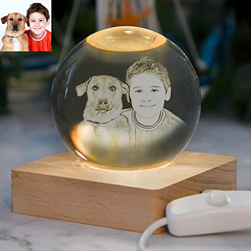 Personalisierter Kristallkugel Fotorahmen, KristallFotogravur mit LED Warmlichtsockel, Andenken Geschenk Weihnachten Jahrestage für Geburtstag Hochzeit, Ihre Familie, Partner, Kinder, Freunde