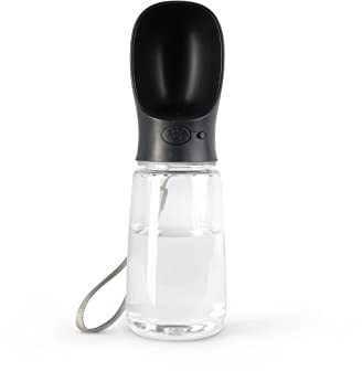 lionto tragbare Wasserflasche mit Napf für Hunde & Katzen, 500 ml, Schwarz | Auslaufsichere Trinkflasche aus lebensmittelechtem ABS-Kunststoff mit Napf für Unterwegs & auf Reisen, Spülmaschinenfest