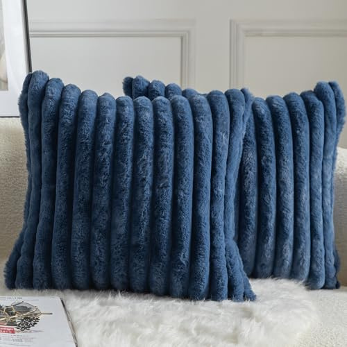 Mandioo 2er Set Kissenbezug gestreiftes Künstlich Pelz Superweich Kissen Flauschig Modern Kissenhülle Deko Sofa Wohnzimmer Schlafzimmer Kissenbezüge 50 x 50 cm Blau