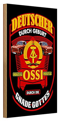 Nostalgisches Holzschild 'Deutscher Ossi' | Original DDR Design mit Trabant & Hammer und Sichel | Geeignetes Geschenk | 20 cm x 30 cm