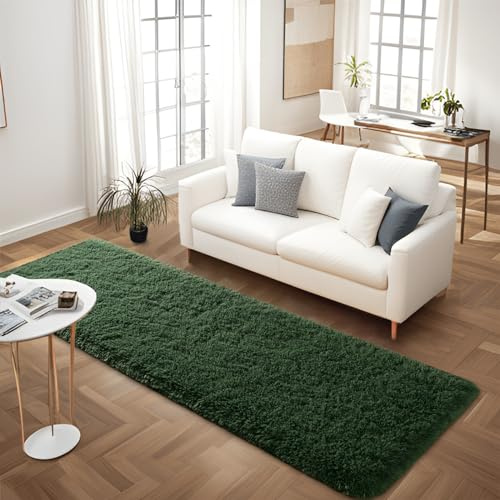 FALARK Weicher, dunkelgrüner Läufer für Schlafzimmer, 6 x 1,8 m, Bettvorleger, Plüsch, Flauschige Teppiche, Shag Furry, moderner Teppich für Wohnzimmer, Mädchen, Kinderzimmer, Heimdekoration,