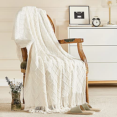 inhand Gestrickte Überwurfdecken für Couch und Bett, weiche, gemütliche Strickdecke mit Quaste, gebrochenes Weiß, Bauernhaus-warme gewebte Decke für Männer und Frauen, 152.4 x 203.2 cm