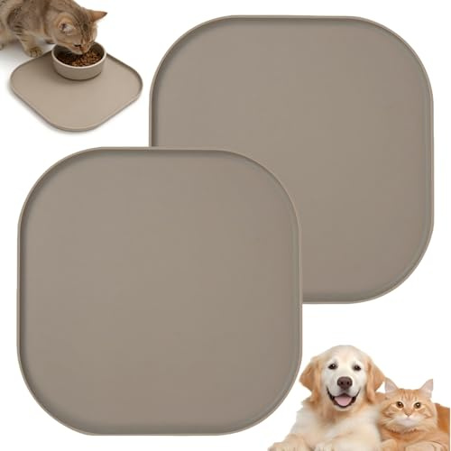 2 Stück wasserfeste Silikon Futtermatte für Hunde und Katzen, 26x26cm rutschfeste Fressnapf-Unterlage, quadratisches Futtertablett mit Rand BPA-frei leicht zu reinigen, Beige für Zuhause Garten Reise