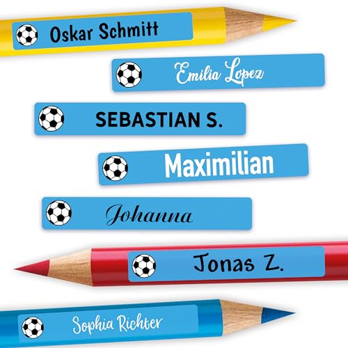 Stifteaufkleber Namensaufkleber Fußball personalisiert Schule Kita 72 Stück | Schmale Etiketten mit Wunschname für Buntstifte Federmappe Hefte Lineal Brotdose Trinkflasche Kindergarten spülmaschinenfest
