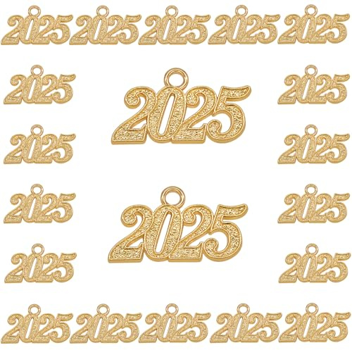 20pcs 2025 Klein Metall Abschluss Schmuck Anhänger Basteln Personalisiert Charm Geschenk DIY Zubehör Mütz Schlüsselanhänger Mini Schlüssel Armband Kette Perle Hochzeit Party Deko (Gold)