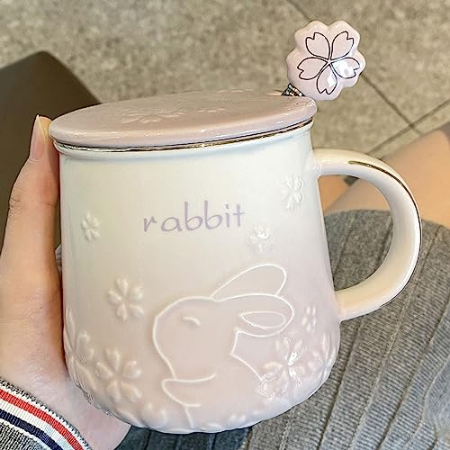 Tasse Hasen 420ml, Hasen Becher Geburtstag, Kaninchen Tasse Süß Becher Kirschblüte, Keramik Tassen mit Löffel und Deckel, Kaffeetasse Teetasse, Eine Schöne Geschenkwahl (Lila)