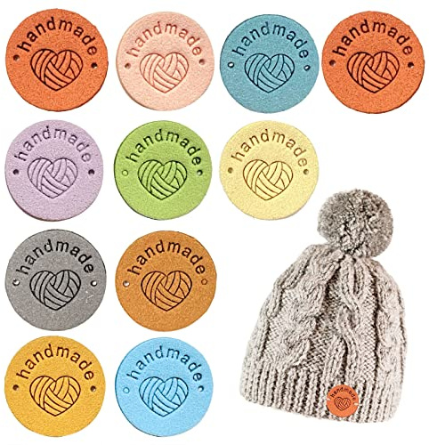 60 Stück Handmade Label, Handgefertigtes Etikett aus Wildleder, Leder Etiketten mit Löchern, Strickzubehör für DIY-Hüte Kleidung Annähen Strickdekoration