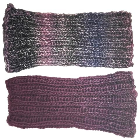 AngiesStrickZauber verkauft : Selbstgestrickt/Handgemacht/Stulpen/Pulswärmer/Armstulpen/Armwärmer/Schweißbänder/Merino Optik/Glitzer/Schal/Winter/Länge ungedehnt ca, 15 cm.