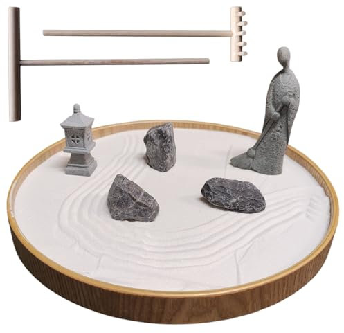 NATURALTOUCH Skrivbord Zen trädgårdssats sitter på träbricka med en charmig figur som sveper sanden, en stenlykta, tre naturliga Seiryu-stenar sandverktyg ingår (24 cm rund bricka)