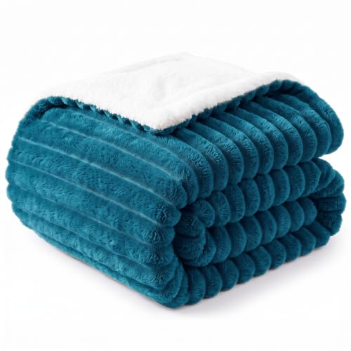 WAVVE Kuscheldecke Flauschig Decke Türkis 220x240 | Doppelseitig Sherpa Fleece, Dicke Korddecke, Weich Sofaüberwurf, Warm Wohndecke für Couch, Schlafzimmer, Waschbar