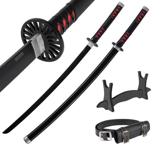 Katana i Trä 77 cm med Bälte och Ställ - Daemon Slayer Dekorativt Japanskt Svärd för Anime Cosplay, Maskerad och Rollspel - Wakizashi Träsvärd - Kort Samurajsvärd i Bambuträ (Ej Vasst)