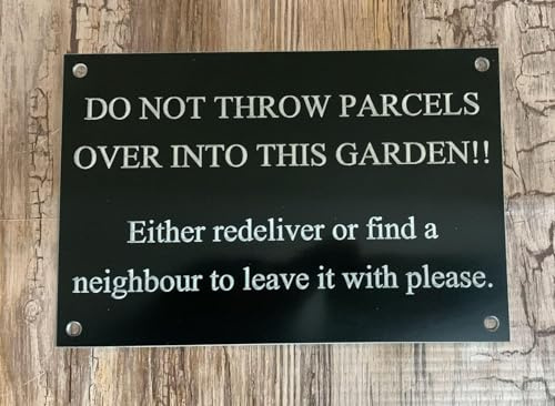 DO NOT THROW PARCELS ENGRAVED SIGN DIY HOME GATE POST DOOR PLAQUE (BLACK)