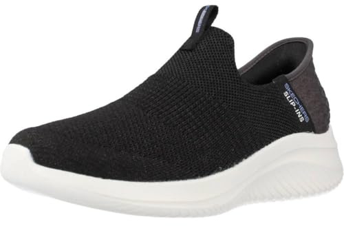 Skechers Women's Ultra Flex 3.0 Cozy Streak Sneaker