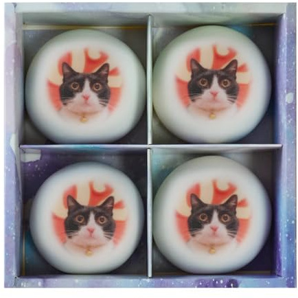 Personalisierte Squishies im 4er-Pack, langsam zurückfedernde Quetschbälle mit Teigtaschenform, individuelle Stressbälle als Geschenkbox für Geburtstage, Büro und Erwachsene