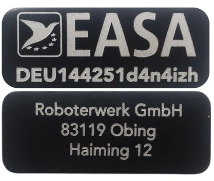 Roboterwerk - Drohnen Plaketten-Set e-ID Kennzeichen Alu | Design EASA Logo 20×8 e-ID + 20×11mm Freitext-Schild | Lasergraviert feuerfest selbstklebend | für DJI Mini & alle Drohnen | <0,6g