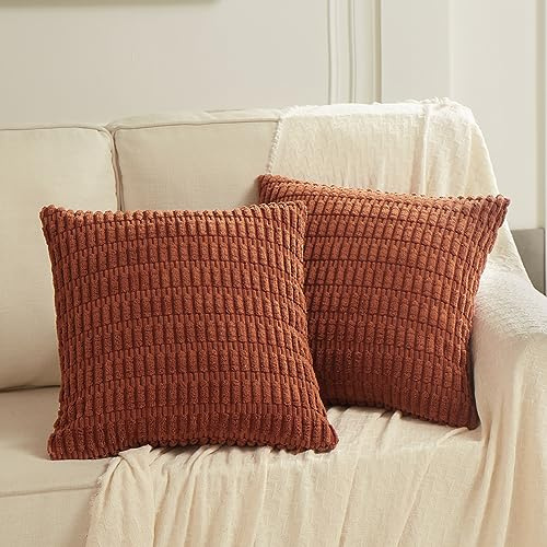 Fancy Homi Paquete de 2 Fundas de Almohada Decorativas de óxido de 18 x 18 Pulgadas para Sala de Estar, sofá y Cama, Funda de cojín Cuadrada de Pana a Rayas Suaves de 45 x 45 cm, Terracota rústica,