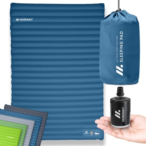 NORDMUT® Isomatte Selbstaufblasend 2 Personen - Outdoor Matratze 10cm Ultra komfortabel - Luftmatratze Selbstaufblasend für kinderleichtes aufpumpen - Wetterbeständige Camping Matratze (Blau)