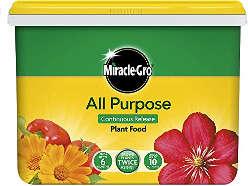 Miracle-Gro 3 x Continuous Release Plant Food 2 kg Tub