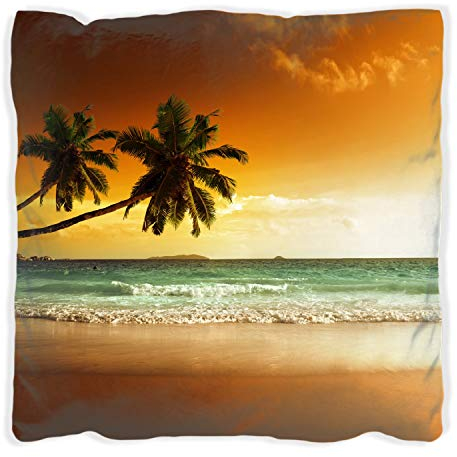 Wallario Dekokissen 30 x 30 cm, Palmen am Sandstrand bei untergehender Sonne, beidseitig Bedruckt, Kuschelkissen mit weicher Plüsch-Oberfläche