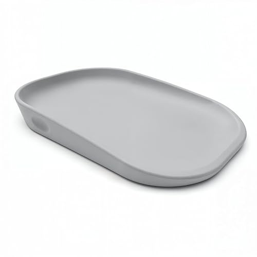 kindsgard Wickelauflage – Weiche Wickelmatte aus PU mit erhöhtem Rand – Abwaschbar, Hygienisch, Schadstofffrei – 68,5 x 48 cm – Für Wickeltisch, Kommode, Waschmaschine oder Boden (Grau)