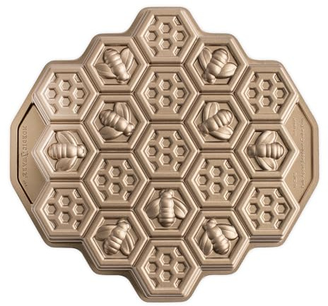 Nordic Ware Honeycomb Pull - Apart Pan, Original Cast Aluminium Bundt Tin, Bundt Cake Tin with Bee Pattern, Cake Mould Made in The USA, Colour: Gold