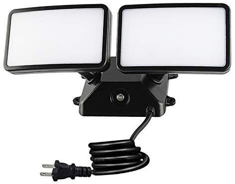 FAGUANGAO Dusk to Dawn LED Security Light,18W Plug in Flood Light Outdoor,5000k Daylight,1600lm, IP55 Waterproof,Adjustable 2 Heads Wall Light for Garage, Porch, Yard, Black,Street