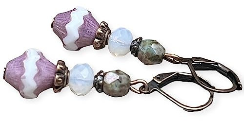 Vintage Ohrringe mit böhmischen Glasperlen - weiß, rosa, opal, wassergrün & kupfer