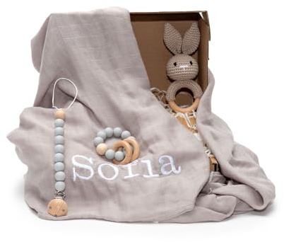 Deluxe-Geschenkset für Neugeborene, Farbe: Grau, inkl. Musselin + Häkel-Hasen-Rassel, Schnuller und Beißring aus Silikon + Personalisierbar mit Babyname | BebeDeParis