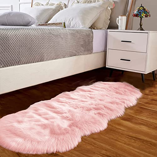 Goolela Alfombra de piel de oveja rosa de 2 x 6 pulgadas, alfombra de piel sintética lavable para dormitorio, cuarto de bebé, dormitorio, bonita alfombra esponjosa, decoración del hogar, piel de oveja