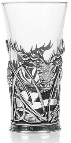 AE Williams Schnapsglas aus Zinn mit schottischem Hochland-Hirsch-Motiv