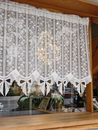 Devola Scheibengardine aus Spitze mit Bogenknoten HxB 85x155cm Weiß | Jacquard Kurzgardine Küchenvorhang Blumen Landhausstil Cafe Gardinen Fenstergardinen Wohnzimmer 1 Stück