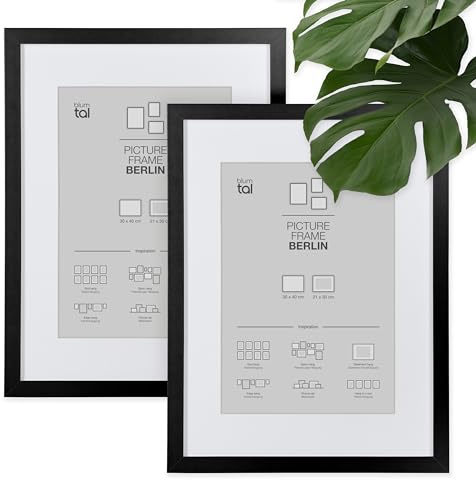 Blumtal – 2er Set Bilderrahmen 30x40 cm, hochwertiger Fotorahmen Berlin aus Holz mit Passepartout, zum Aufhängen, schwarz