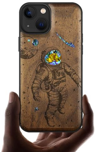 Carveit Coque Magnétique pour iPhone 13 Étui de Protection TPU, Gravure en Bois et Incrustation de Coquille Cover Compatible avec 13 Magsafe Artistique Coque (Noyer-Vagabond Cosmique)