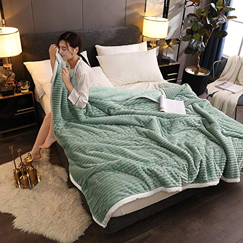 Manta para Sofá Y Cama De Cachemir De Cordero Reversible Cachemira/Terciopelo Súper Suave Sábanas Edredón 3 Capas Acolchada De Felpa Colcha Multifuncional Cubrecamas,Green-Queen(200x230cm)