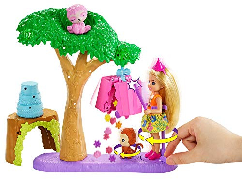 Barbie GTM84 Chelsea Dschungelabenteuer Piñataparty-Spielset mit Puppe und 2 Tierfreunden, für Kinder von 3 bis 7 Jahren