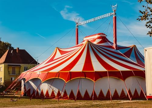 CORFOTO 1.8x1.2m Toile de Fond de Tente de Cirque Toile de Fond de Photographie de Cirque Vintage Fond de Tente de chapiteau de Carnaval Thème de Carnaval Toile de Fond de Tente de Cirque Rouge