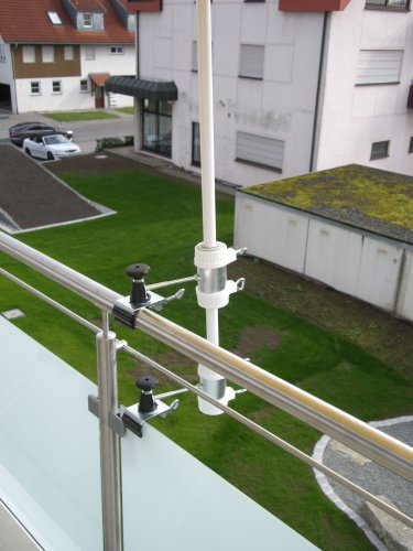 STABIELO 5530-25420DISTE 1 x EDLER Stahl SCHIRMHALTER für BALKONGELÄNDER bis 65 mm Ø - mit 6 + 11 cm Abstandshalter- Für Befestigung an runden oder eckigen Elementen -