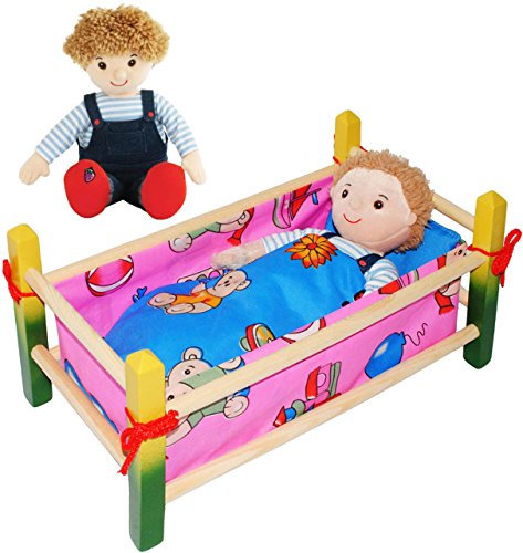 alles-meine.de GmbH Puppenbett aus Holz & Schmusepuppe - Junge mit Hose - Bett - 40 cm lang - aus Naturholz - für Puppen - incl. Bettzeug - Decke & Kopfkissen - Holz Wiege Ki..