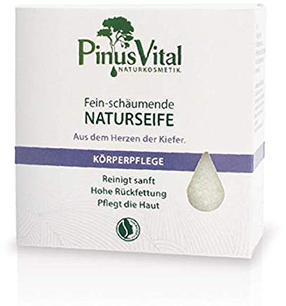PinusVital Fein-schäumende Naturseife, palmölfrei, handgesiedet, 100 g | Naturseife mit Kiefernkernholz-Extrakt, Kokos und Olive, rückfettend, für sensible Haut und auch als Rasierseife geeignet