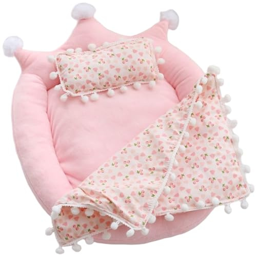 Xoeryoy Puppenbett, süße Kronenform Spielzeugbett mit Kirschmusterkissen und Decke für 20 cm Puppe, Puppenhauszubehör