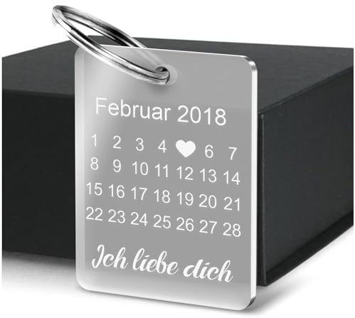 CHRISCK design Schlüsselanhänger mit Kalender Datum Gravur - Besonderer Tag mit Herz markiert - persönliche Widmung - personalisiertes Geschenk für Paare Freund Freundin - Liebesgeschenk