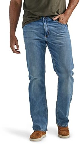 Wrangler Authentics Men's Relaxed Fit Boot Cut Jean, Riptide, 31W x 30L
