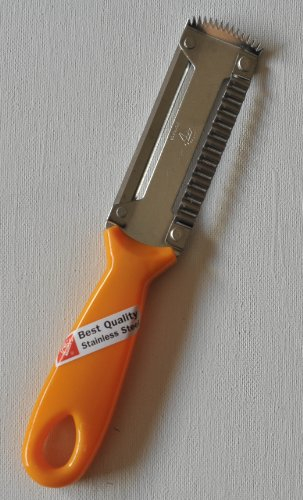 3 IN 1 KITCHEN UTENSIL (peeler, crinkler and grater)…ideal kitchen gadget to have
