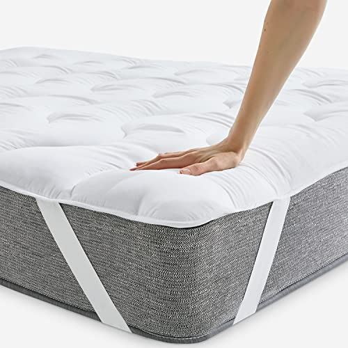 Pikolin Home - Topper de Microfibra Piel Sensible - Sobrecolchón de Grosor 3 cm para Cama de 150, Transpirable, Hipoalergénico,Colchoncillo, Cubre Colchón Extrasuave, 150 x 200 cm