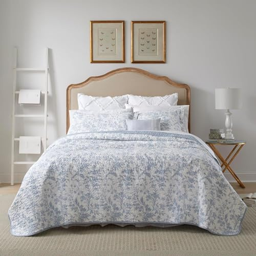 Laura Ashley - Queen Quilt Set, Soft Cotton Bedding with Reversible Design, Medium Weight for Year Round Use, 3 Piece Bed Set with Matching Pillowcases (Amberley Blue)
