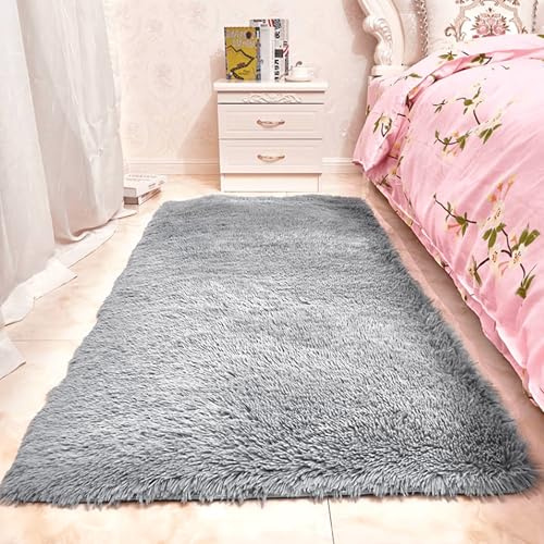 FEIJUAND Hochflor Flauschig Teppich 60 x 100 cm Flauschiger Hochflor Schlafzimmer Flauschige Moderne Teppiche Waschbar Und rutschfest für Terrasse Und Garten, Hellgrau