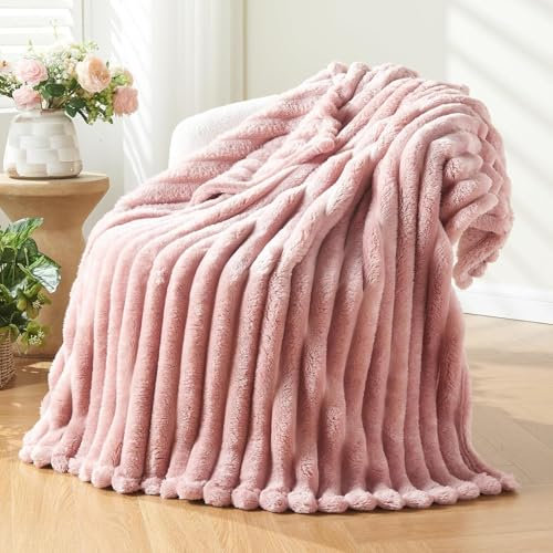 Wajade Couverture Plaid Polaire Super Chaude, Plaid Fausse Fourrure Haute Qualité,Couverture à Carreaux stéréoscopiques,Pink-153cmx203cm