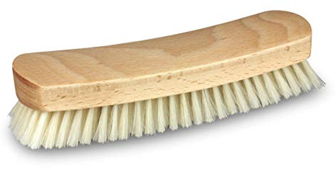 Spazzola per abiti in legno naturale e setola rinforzata. Prodotto 100% italiano.